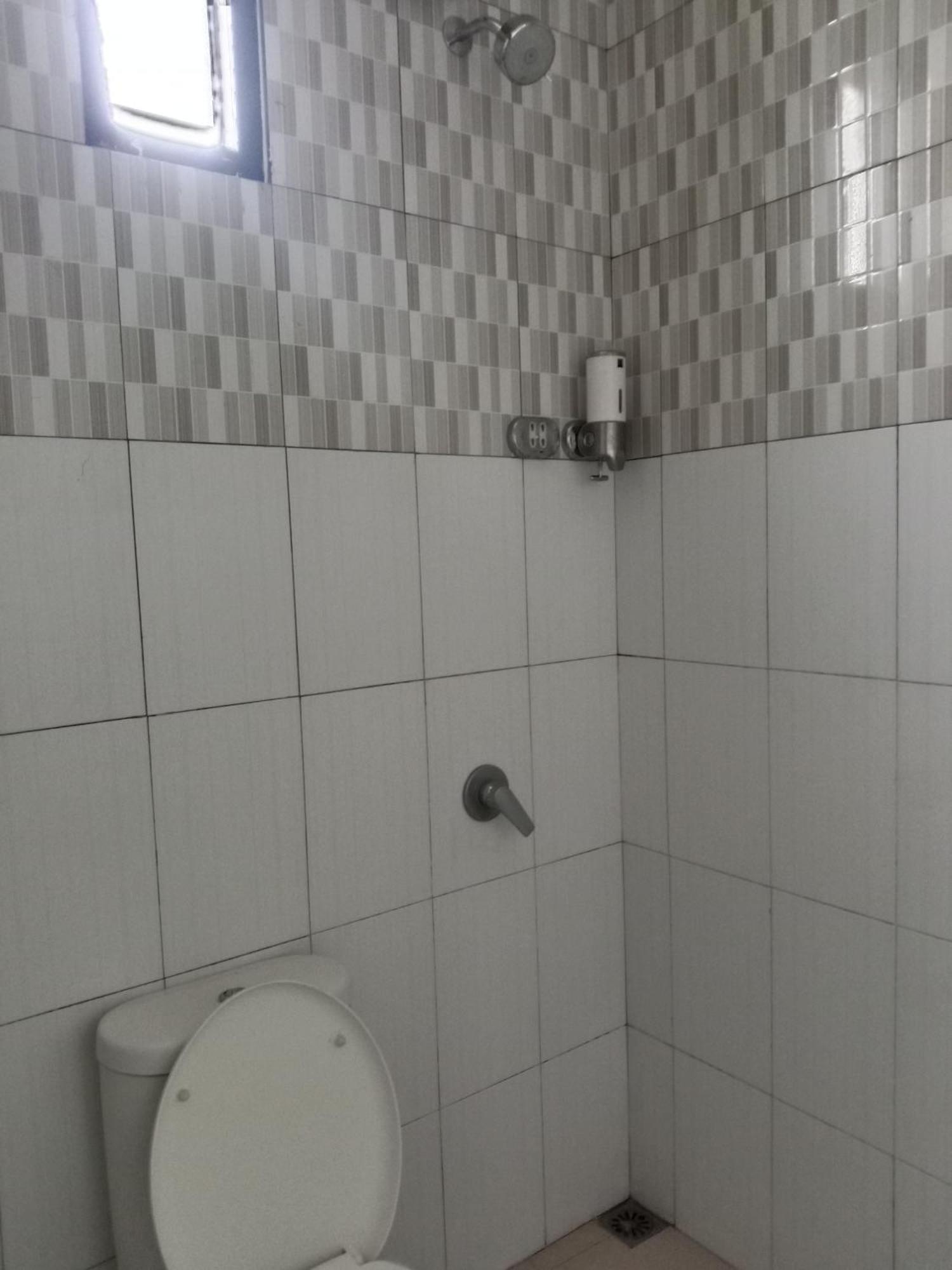 The New Orlinds Guest House Wonosari Luaran gambar