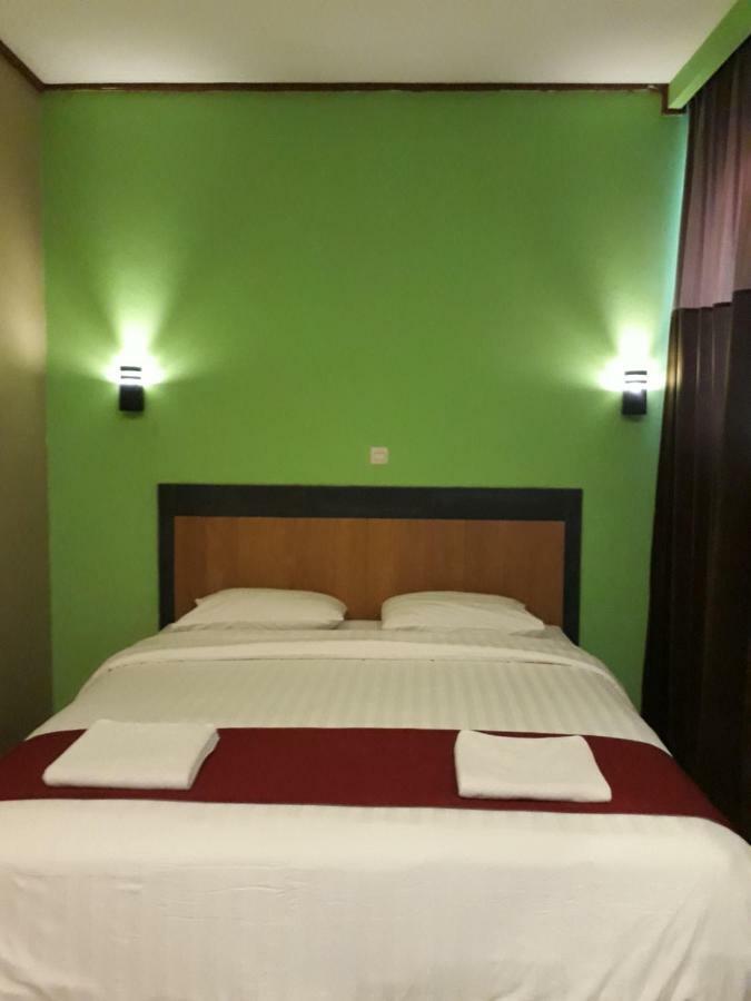 The New Orlinds Guest House Wonosari Luaran gambar